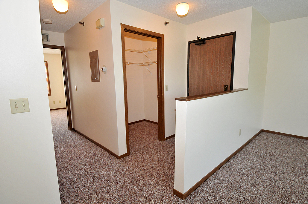 Hamline Park Apartments, 1525G Charles Ave, St. Paul, MN RentCafe